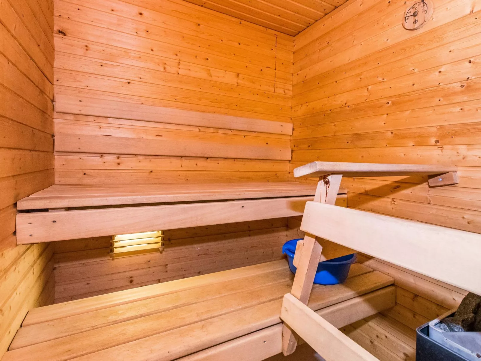 Kotipaljakka a2-Inside