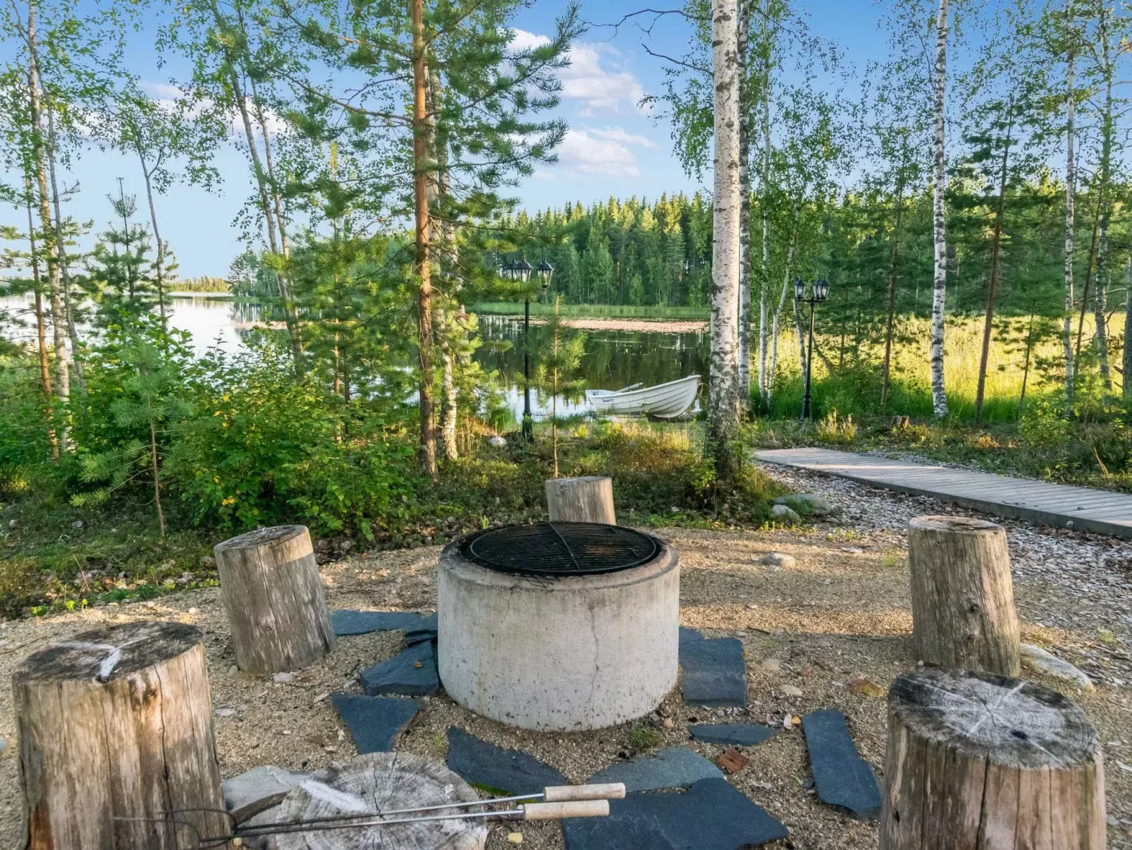 Haapaniemi-Outside