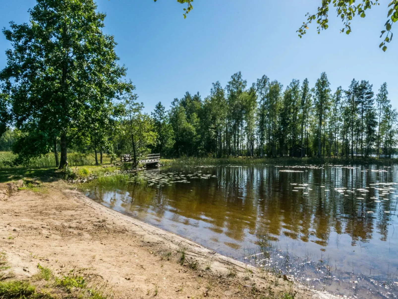 Telkänkolo-Outside