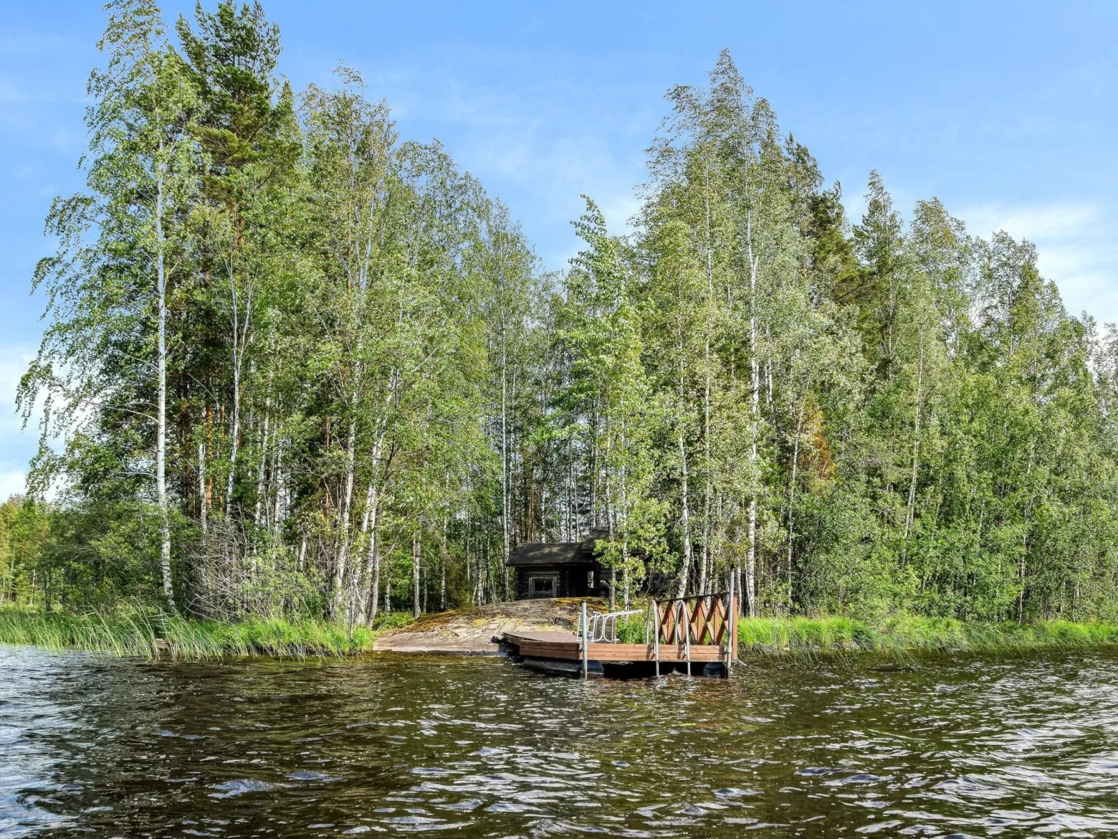 Telkänkolo-Outside