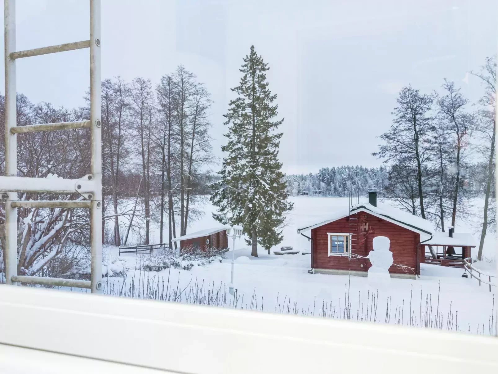Wanha karminranta-Draußen