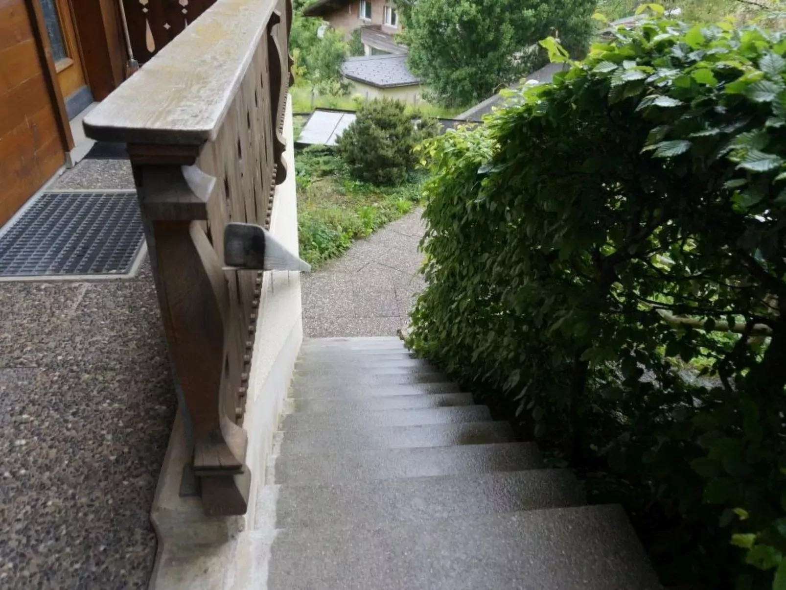 Halten (Hofmann)-Drinnen