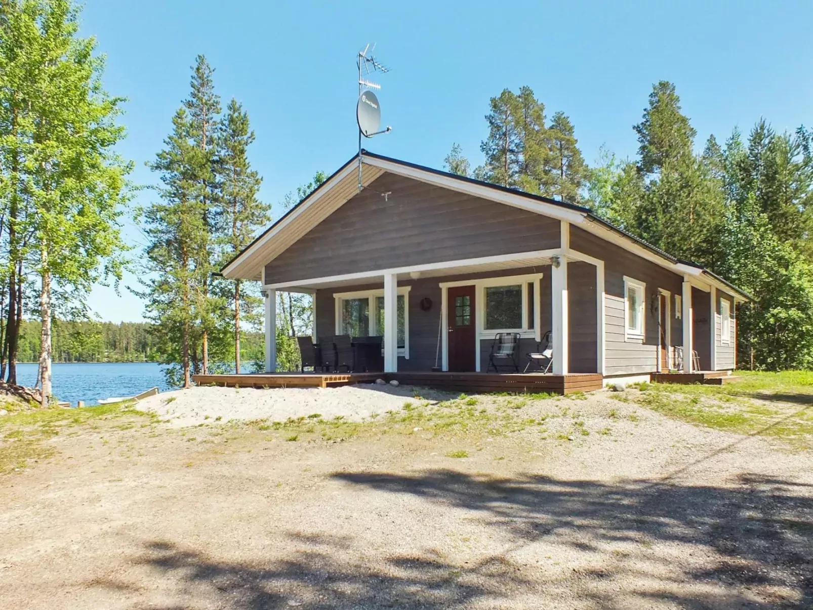 Hot pool cottage laurinranta-Outside