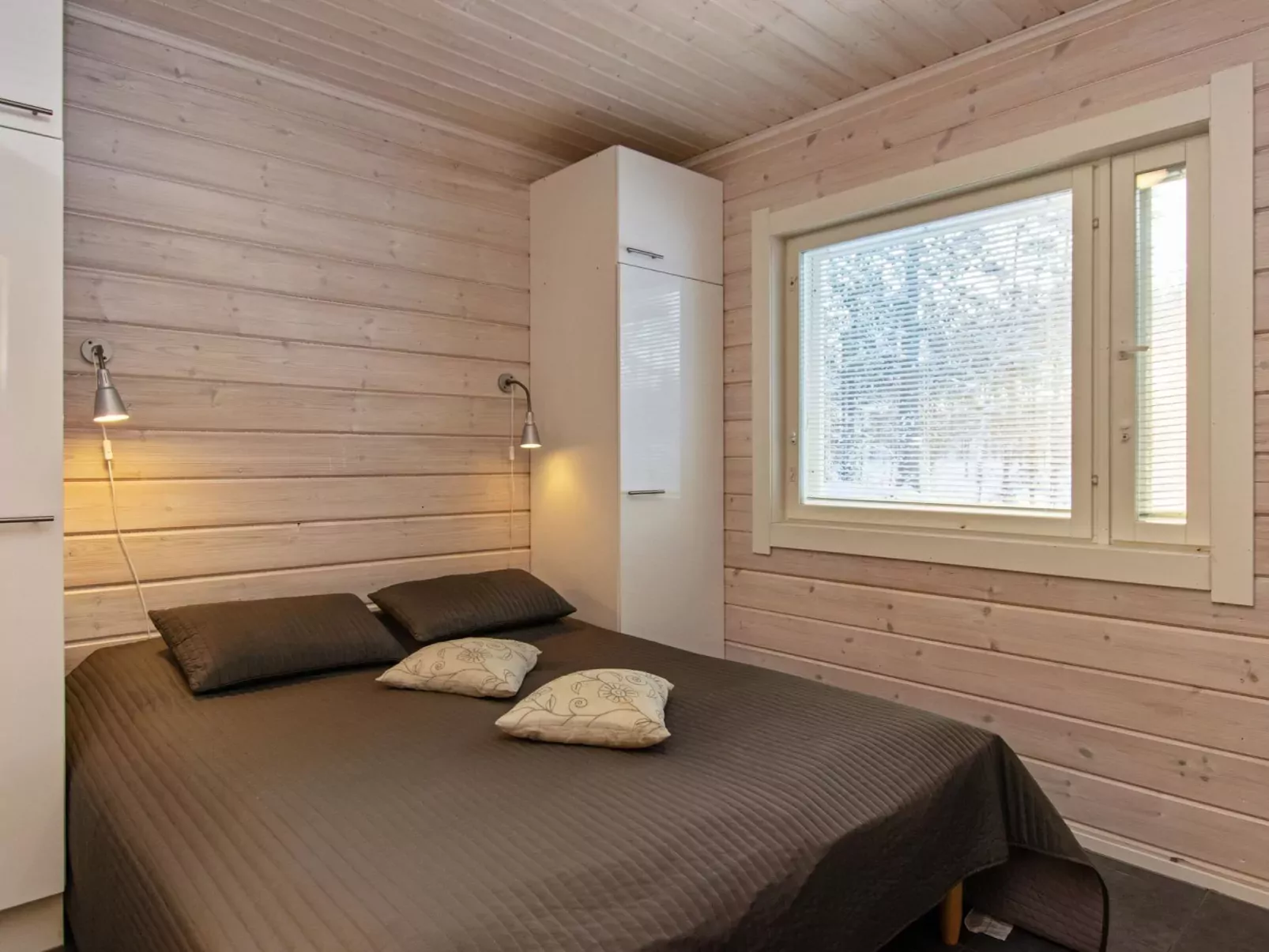 Hot pool cottage laurinranta-Inside