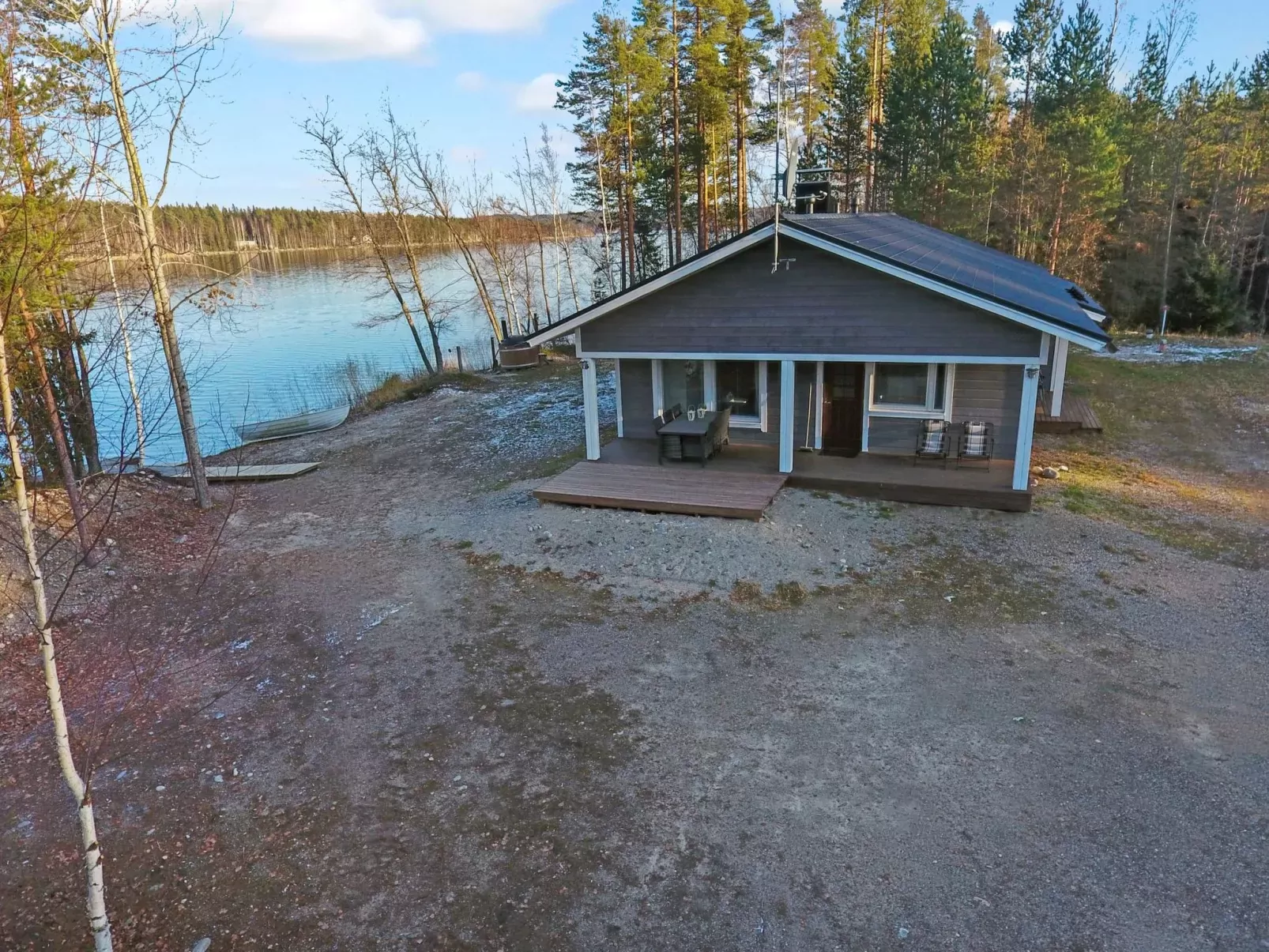 Hot pool cottage laurinranta-Outside