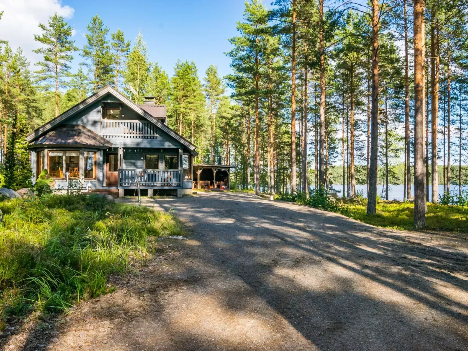 Kuvalanranta-Outside