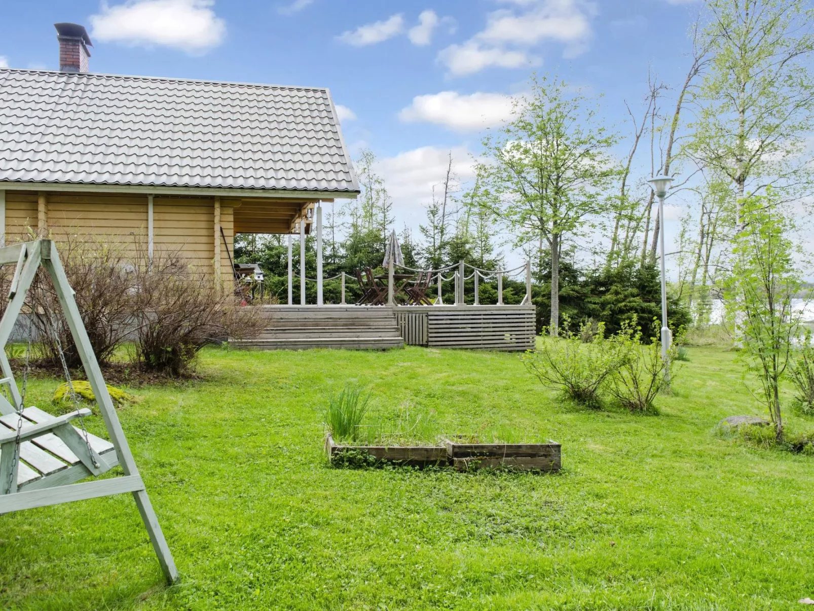 Lietukka-Outside