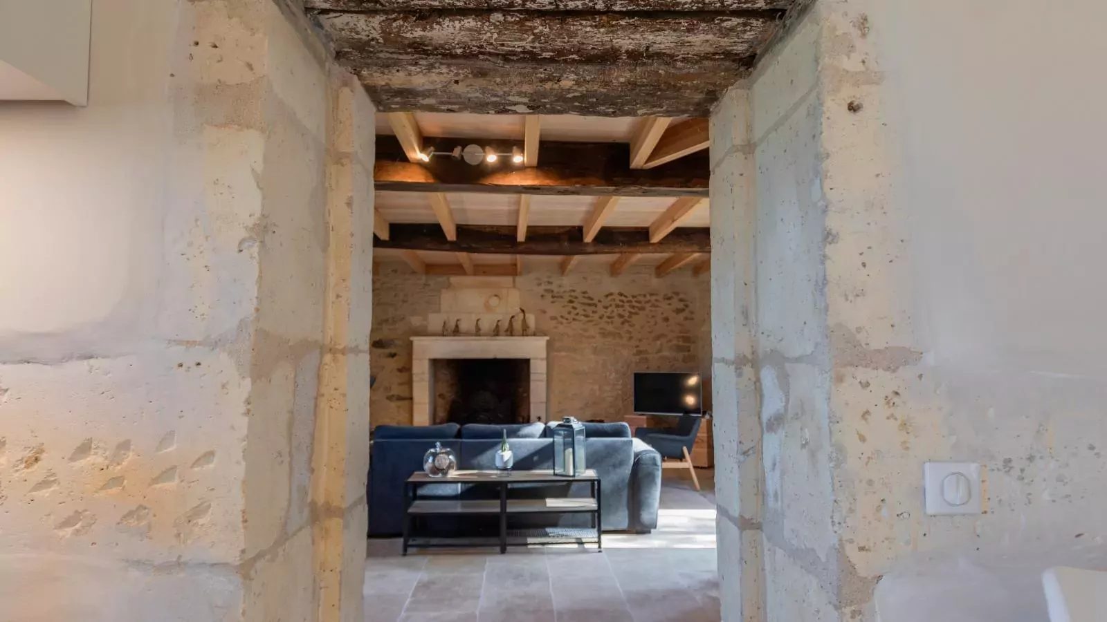 Les Escures 2-Living room