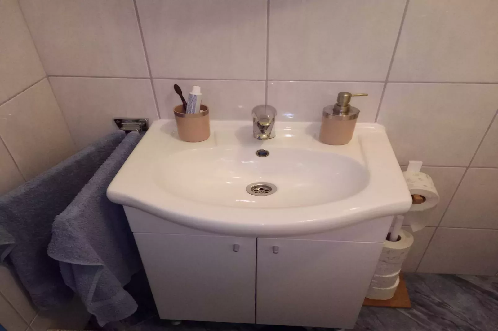 Apartment Ana-Bathroom