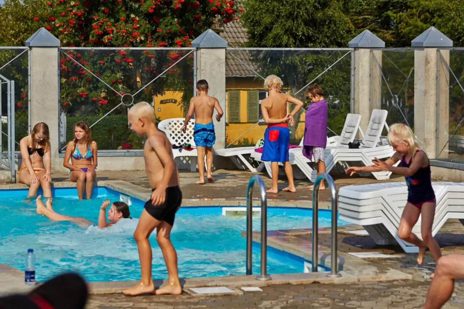 Brenderuphytte Plus til 6 personer-Schwimmbad