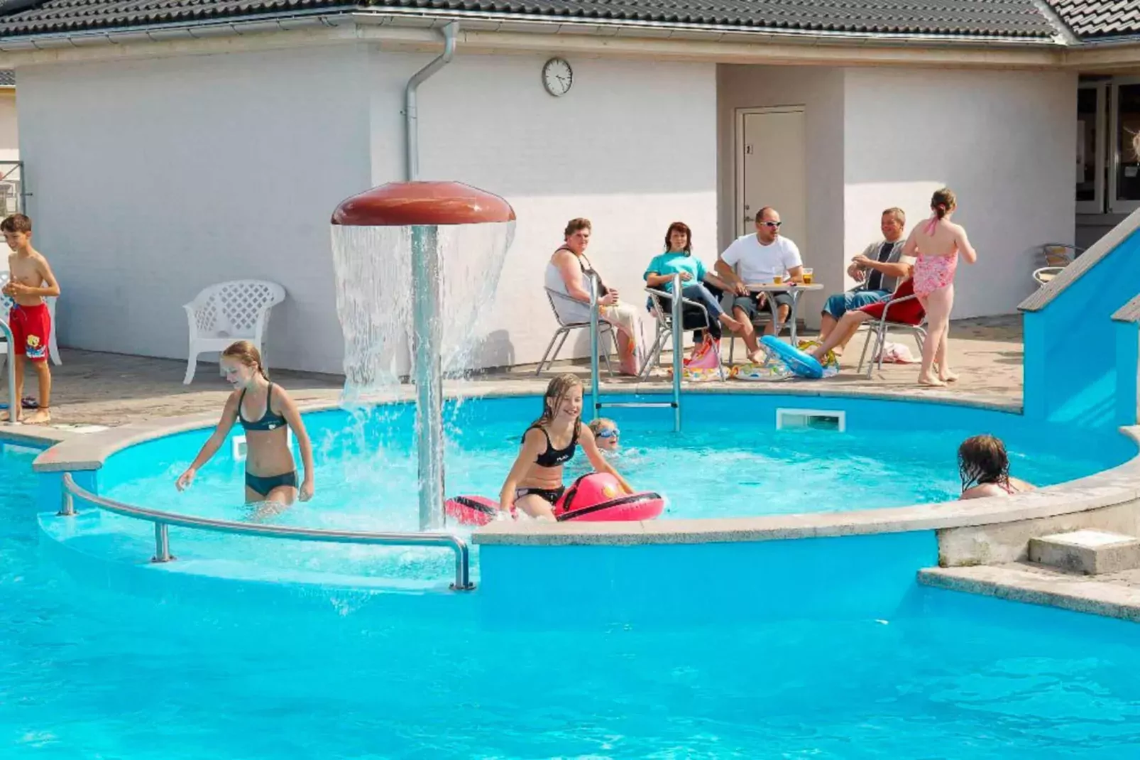 Brenderuphytte Plus til 6 personer-Schwimmbad