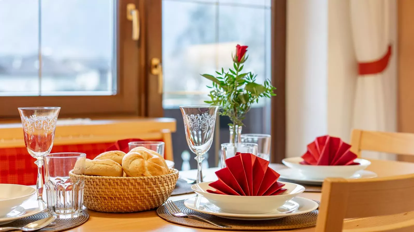 Schleicherhof IV-Dining room