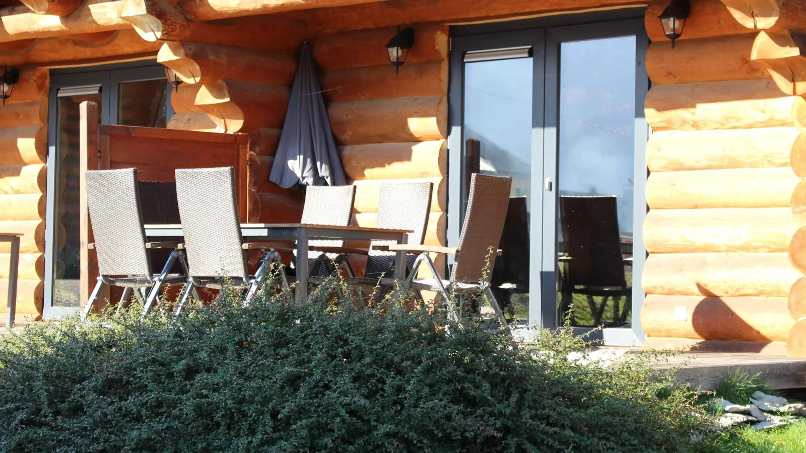 Jenig 4B-Terrassenbalkon