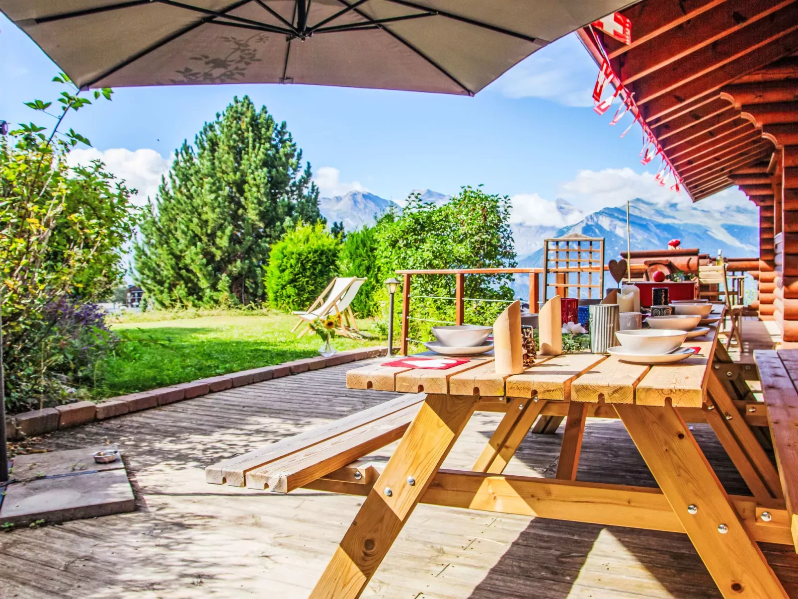 Chalet Sept-Outside