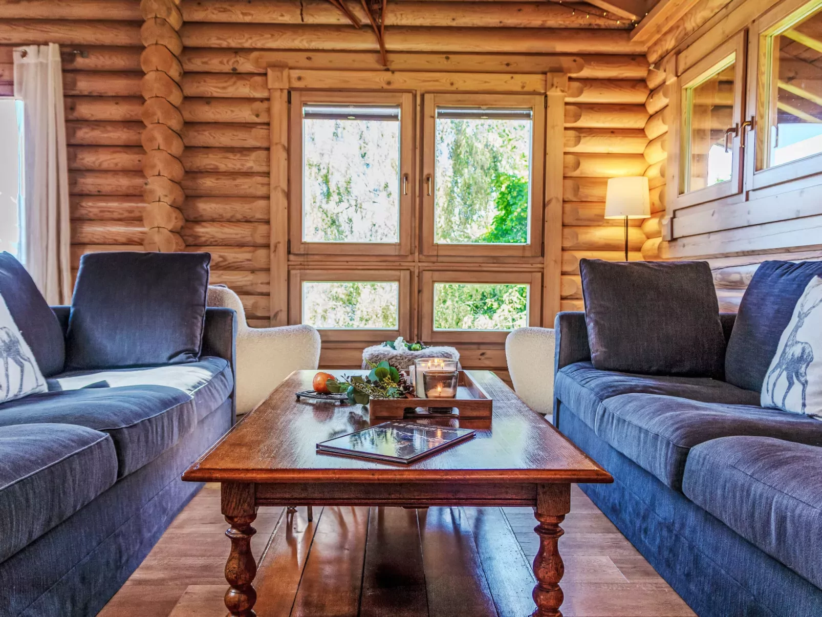 Chalet Sept-Inside