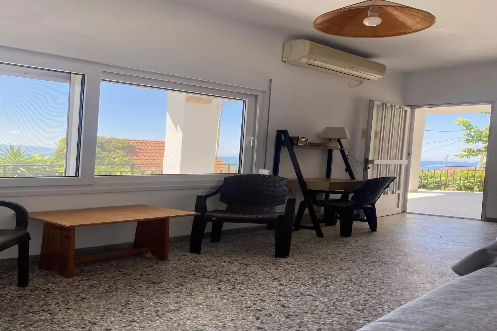 Bungalow with ocean view-Salon