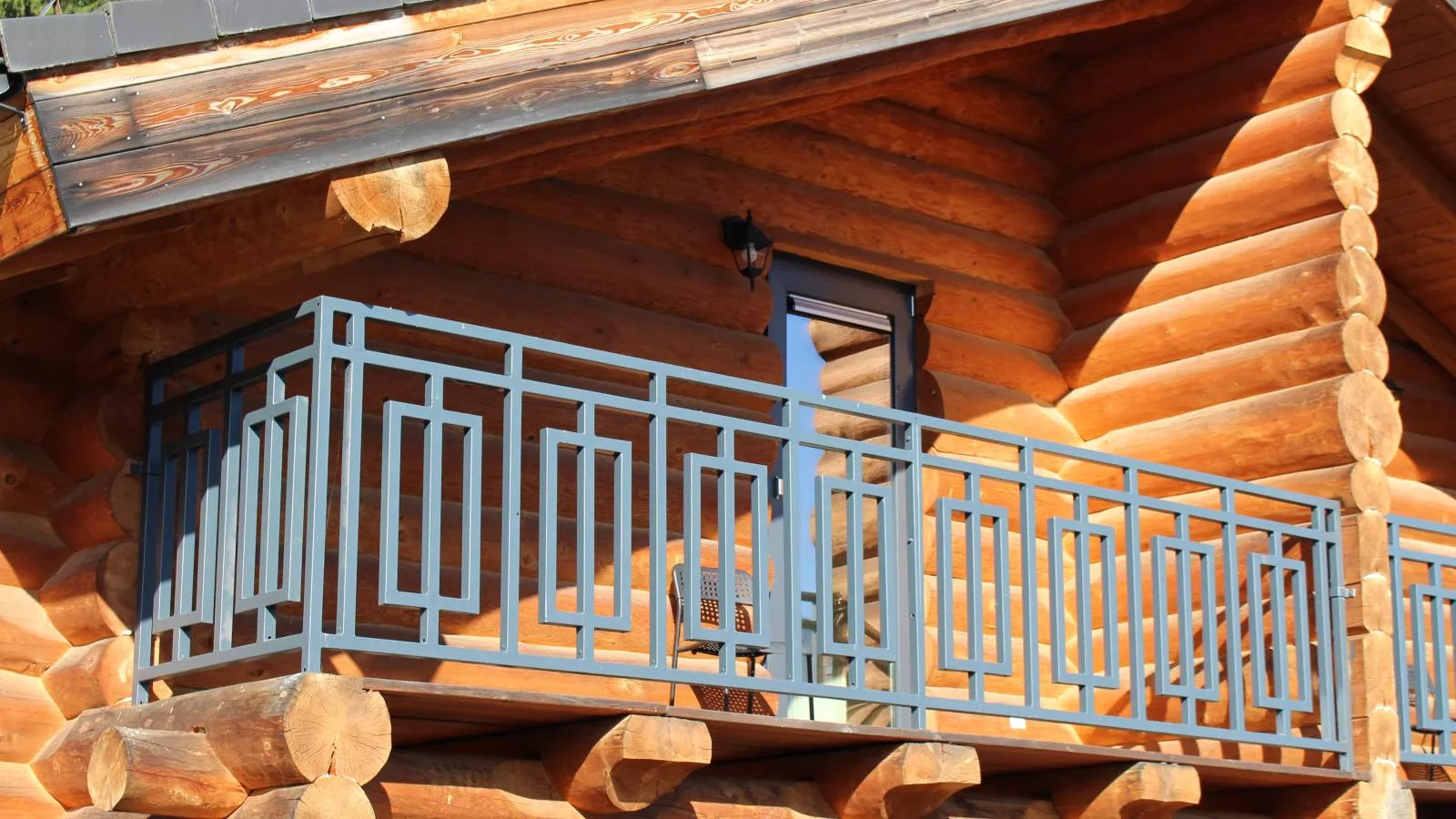 Jenig 4A-Terrace balcony