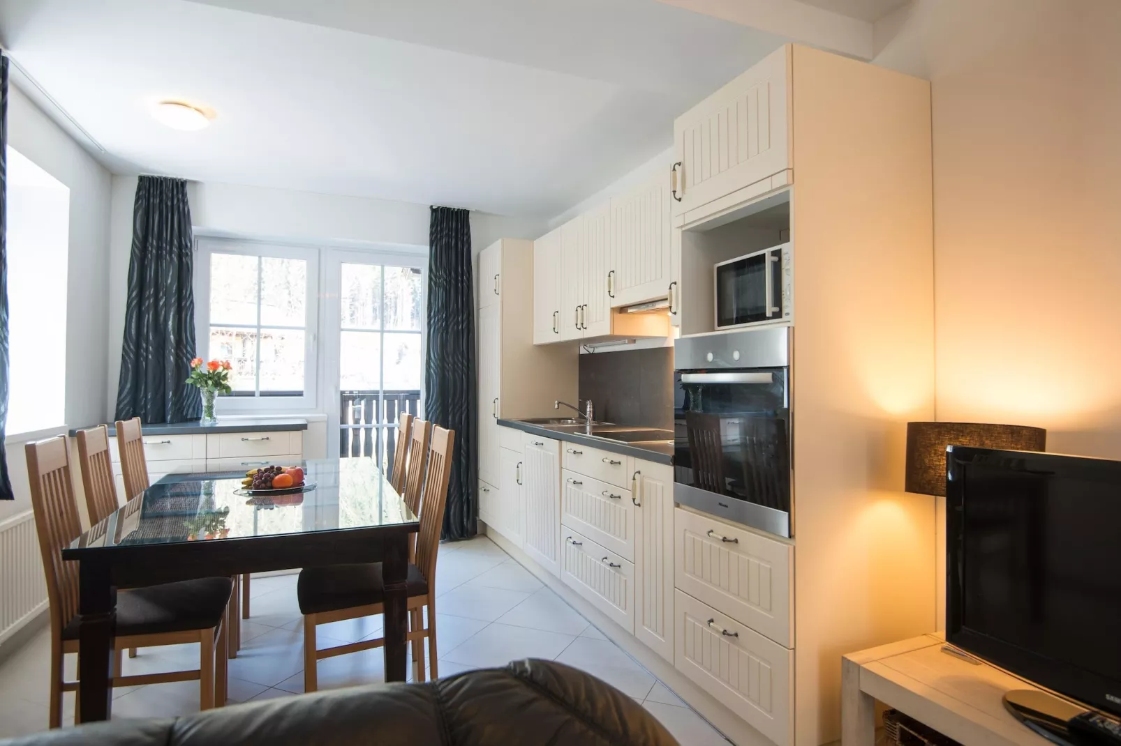 A2 Alpenhof-Kitchen