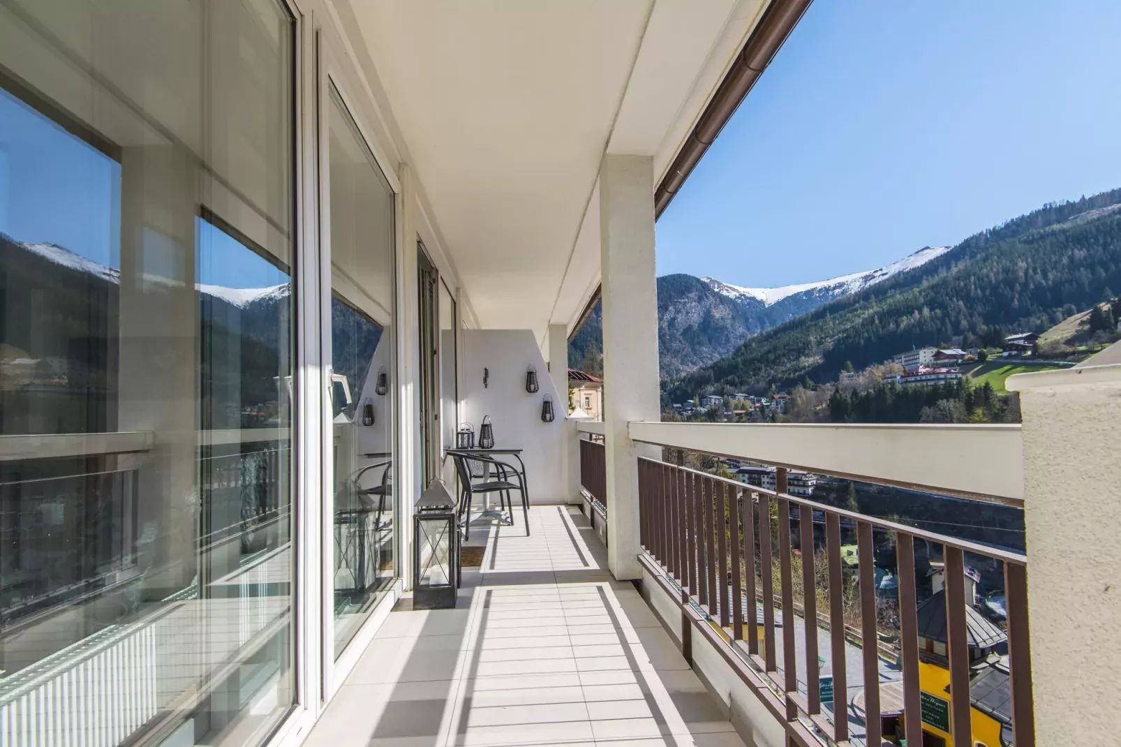 HL3 haus lothringen-Terrace balcony