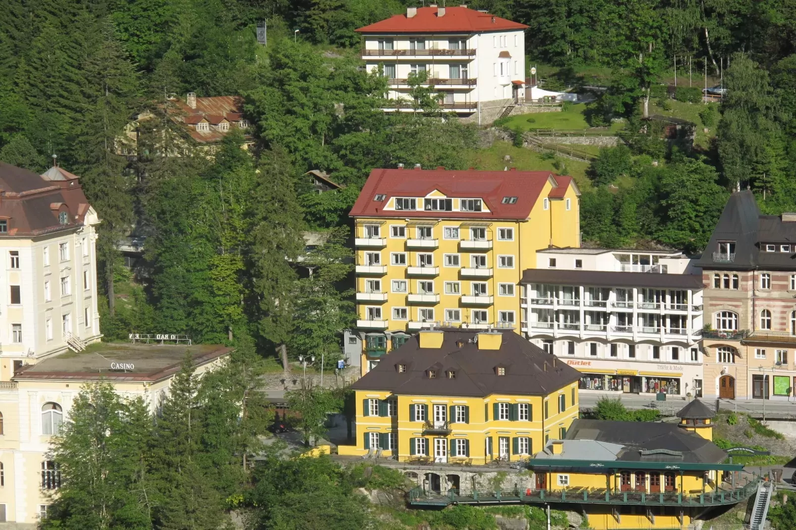 HL3 haus lothringen-Exterior summer