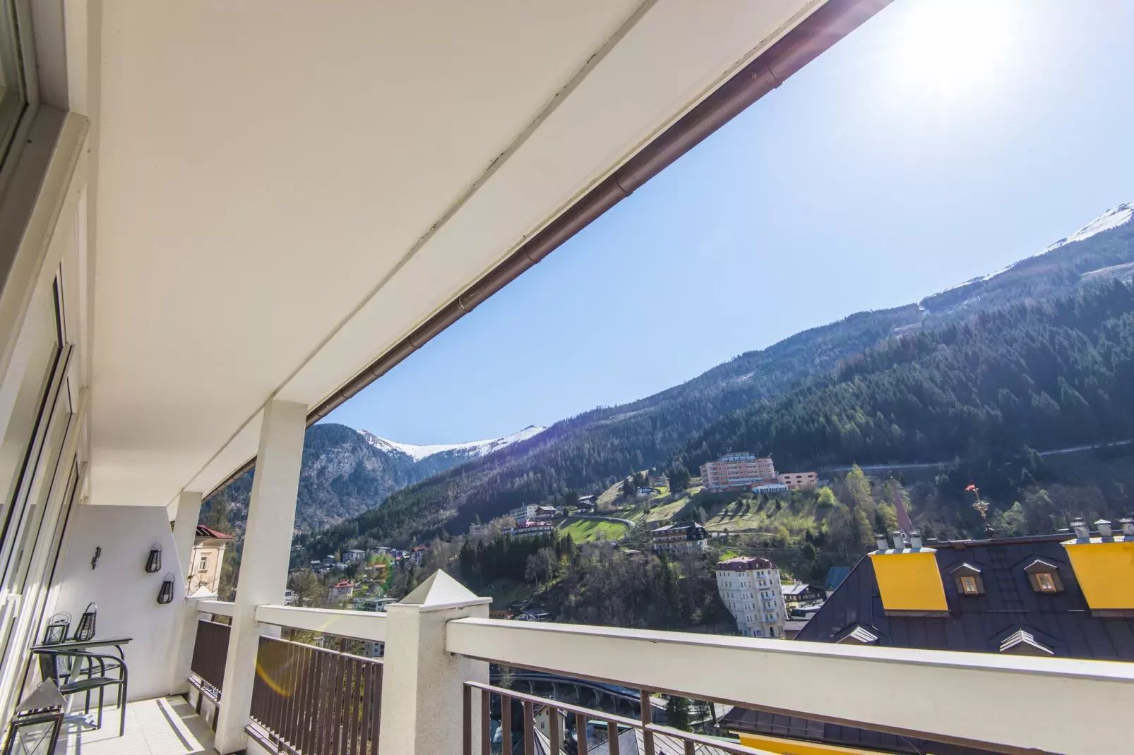 HL2 haus lothringen 01-View summer