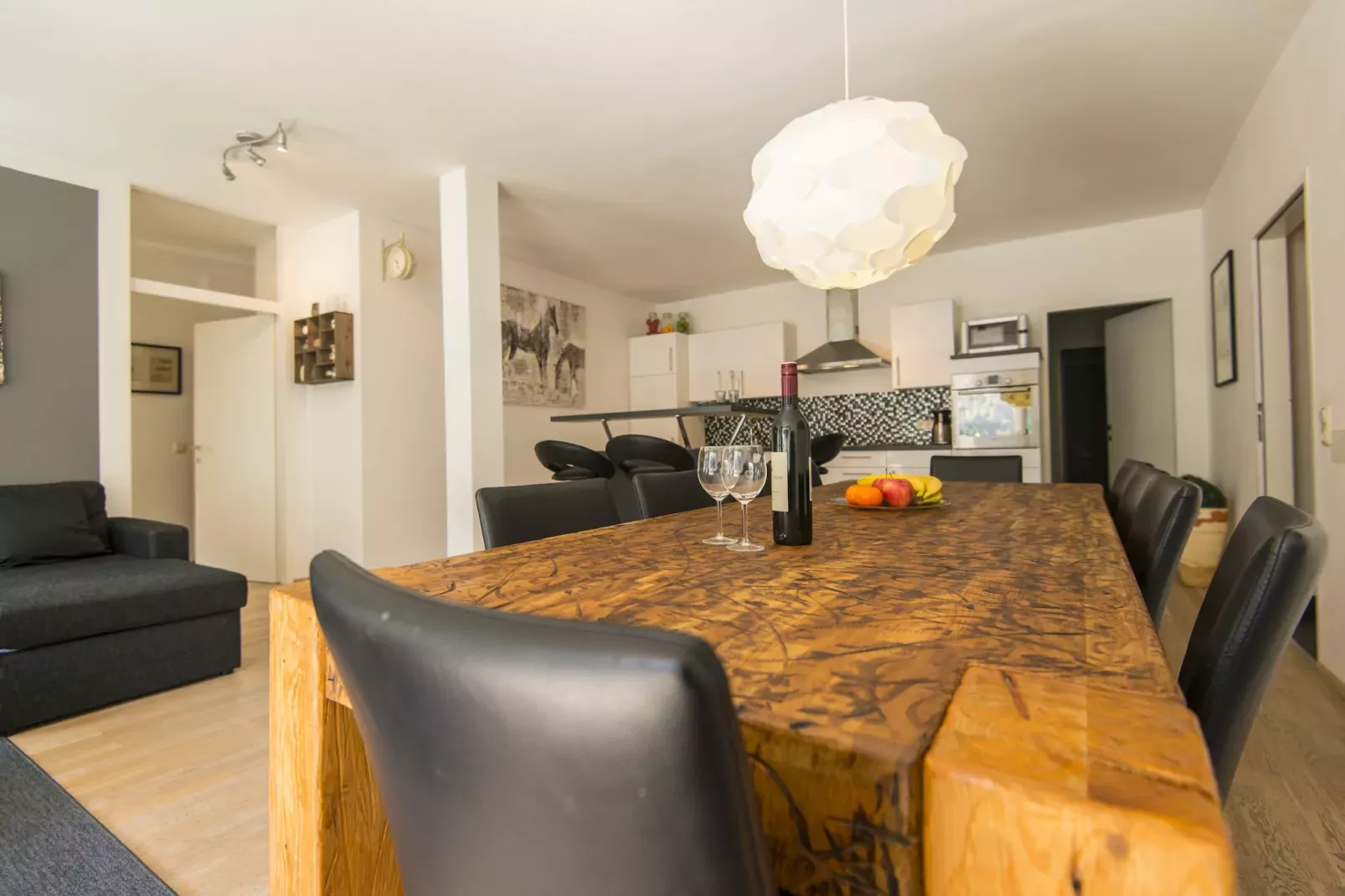 HL3S haus lothringen-Dining room