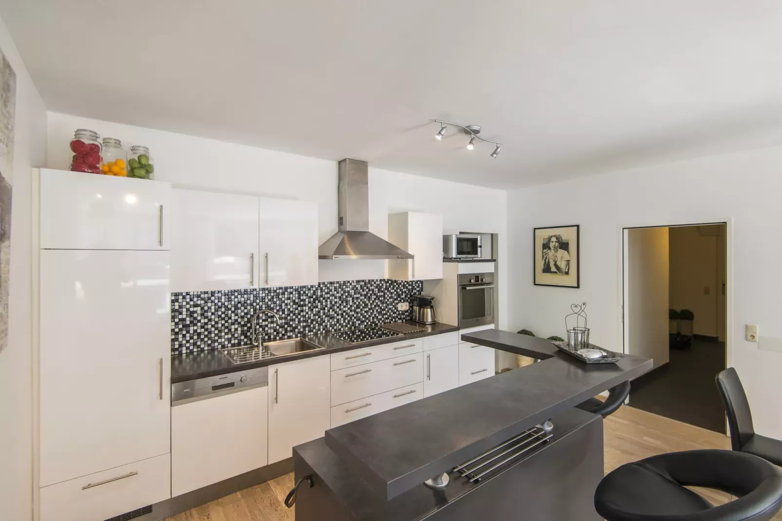 HL3S haus lothringen-Kitchen