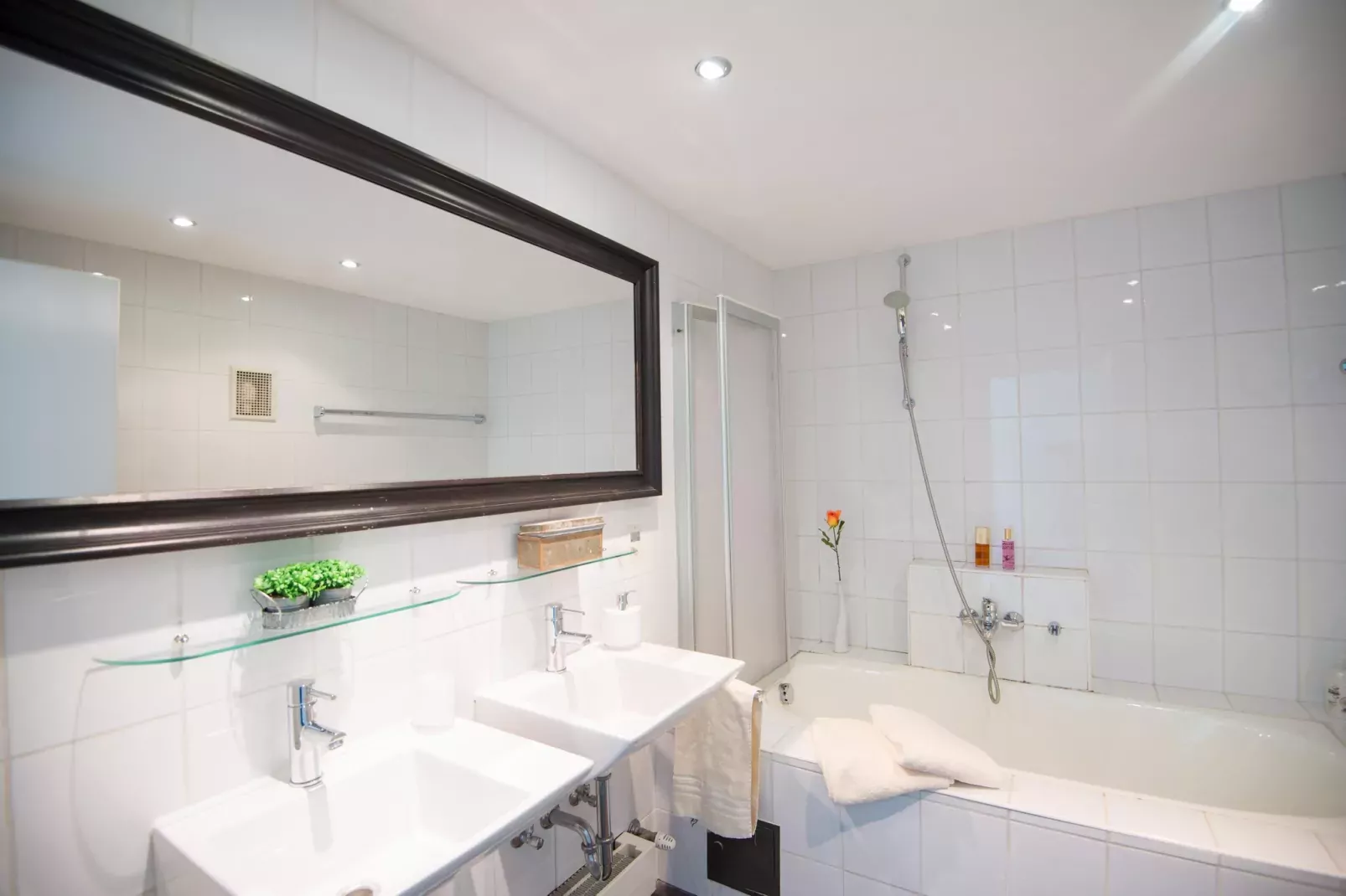HL3S haus lothringen-Bathroom