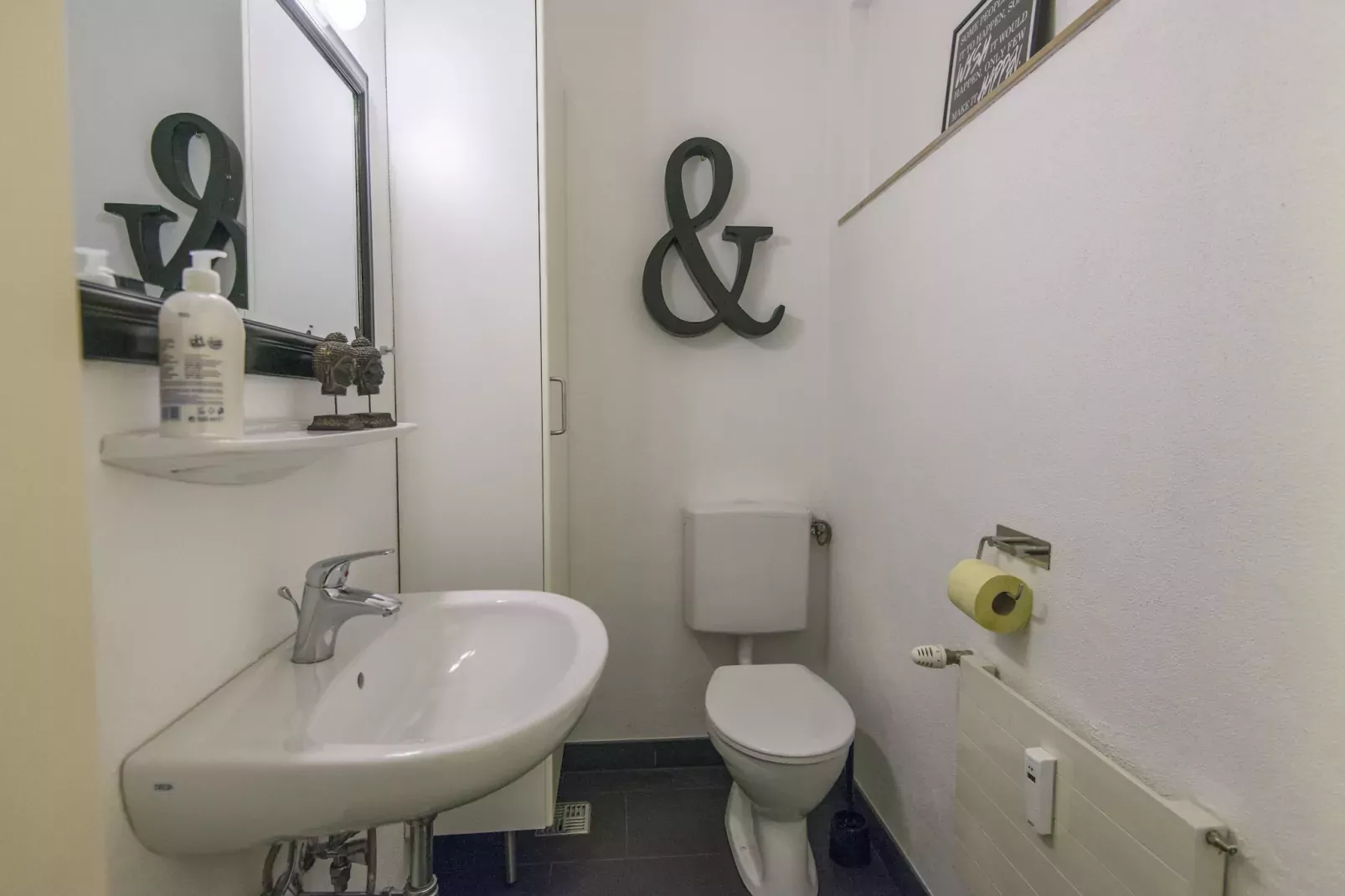 HL3S haus lothringen-Bathroom