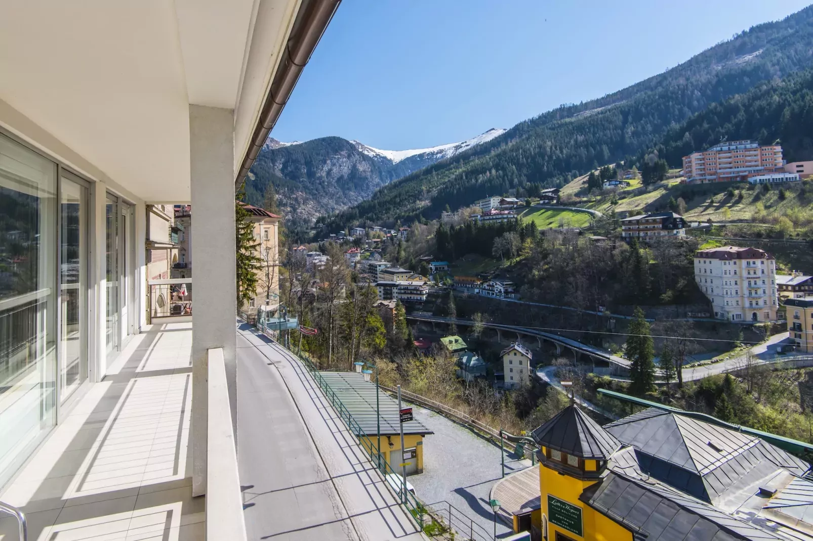 HL3S haus lothringen-View summer