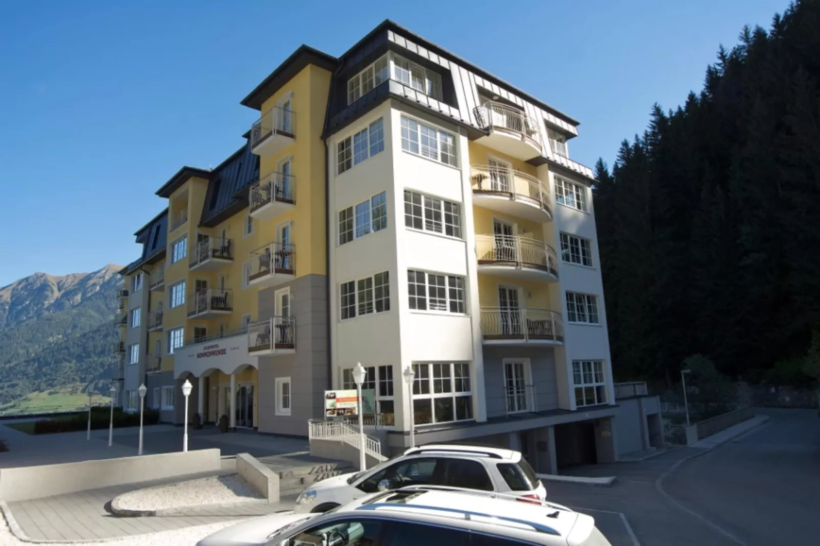 SW2S Sonnenwende-Exterior summer