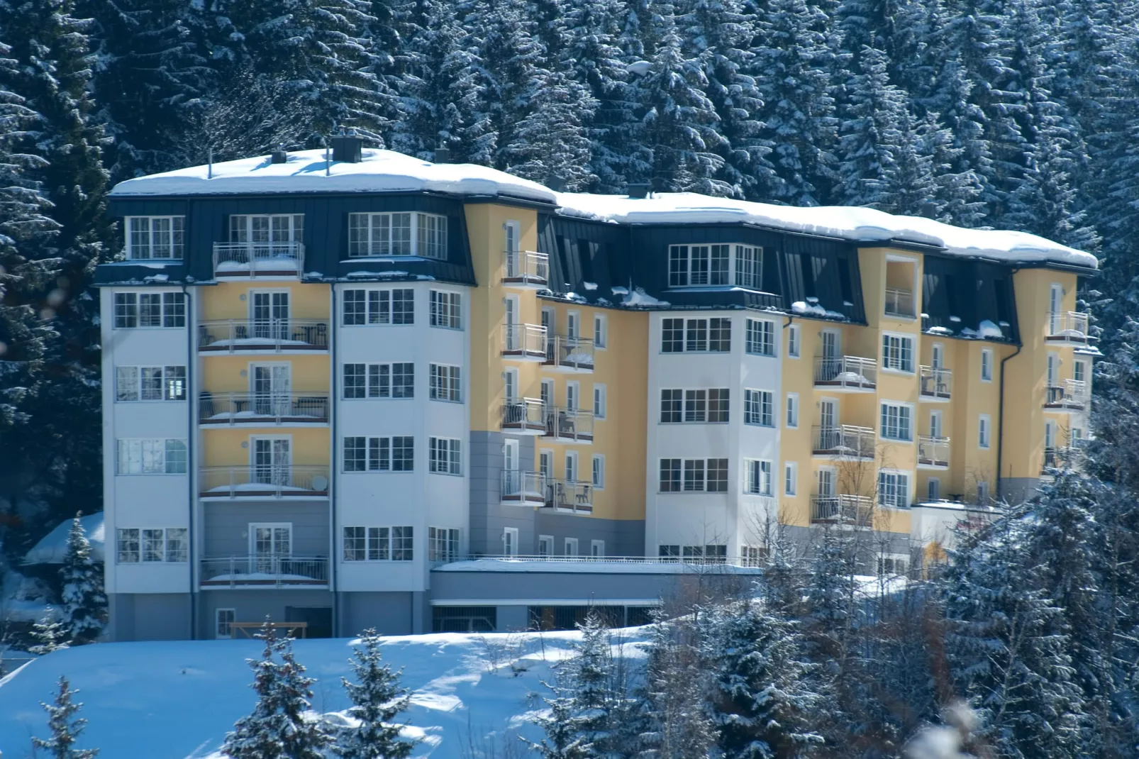 SW2S Sonnenwende-Exterior winter