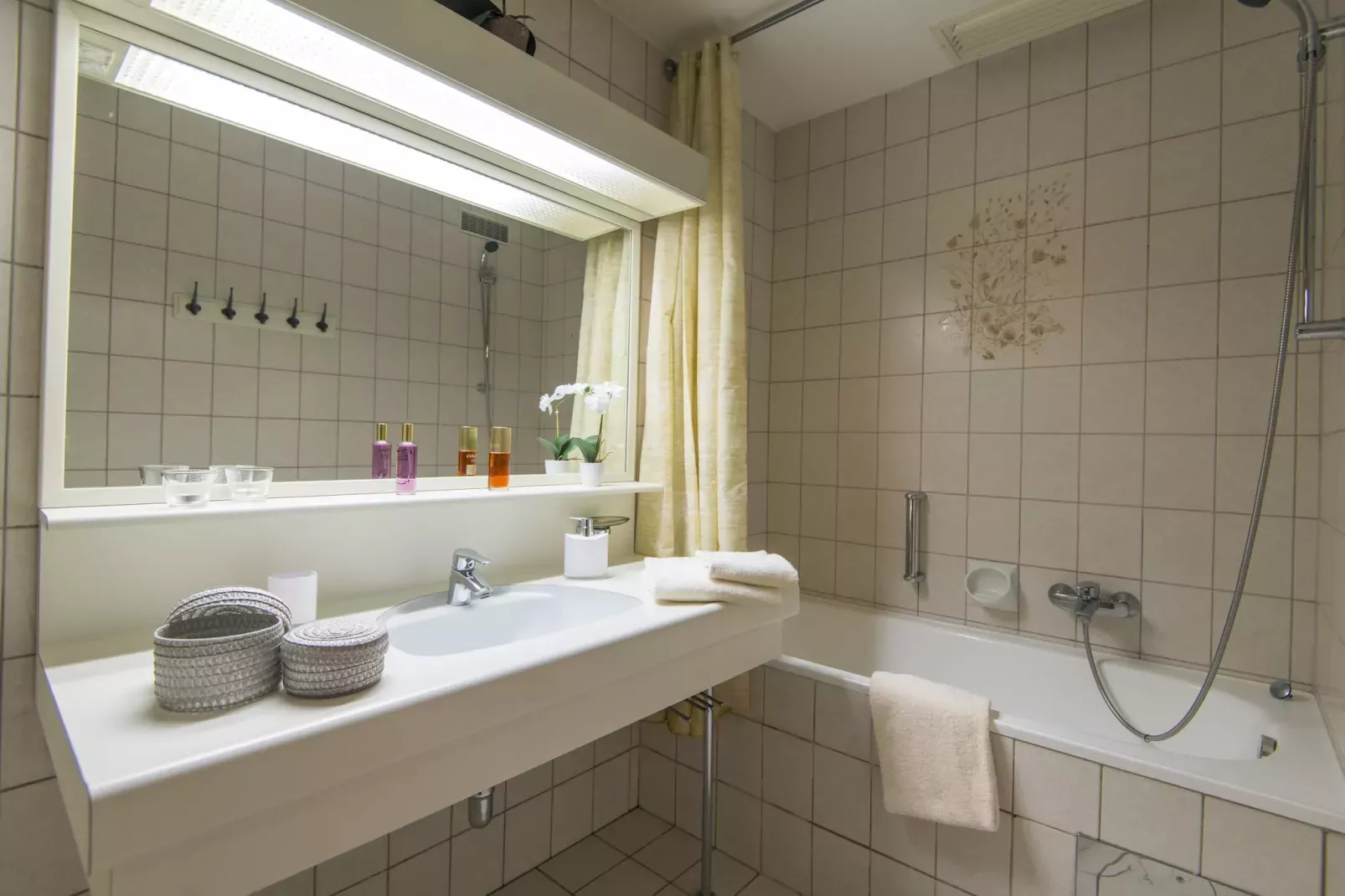 RL3 Residenz Lothringen-Bathroom
