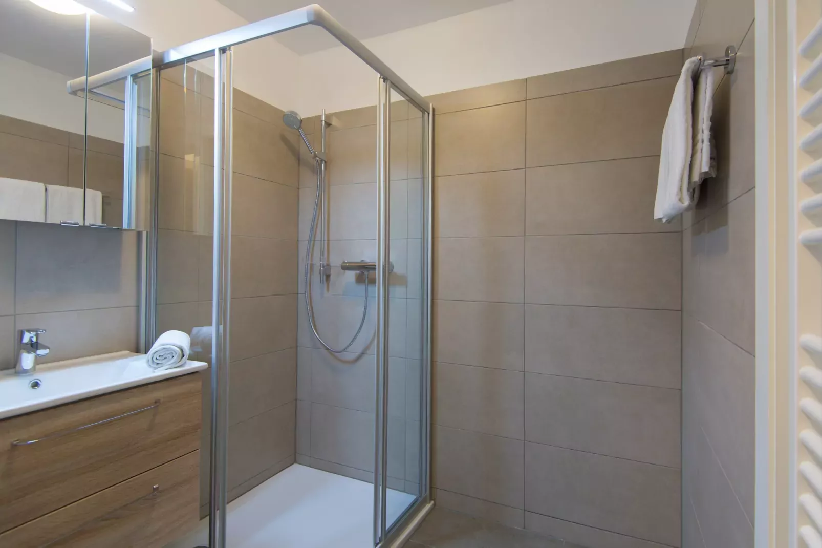 RL2 Residenz Lothringen 02-Bathroom
