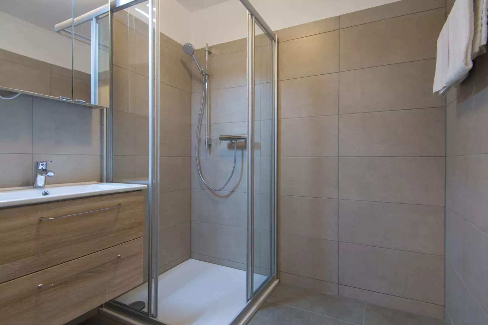 RL2 Residenz Lothringen 02-Bathroom