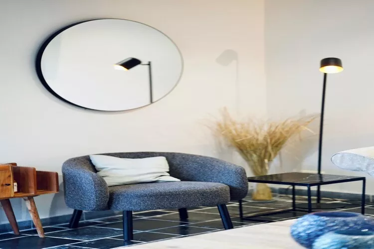 Au Milieu De Nulle Part-Living room
