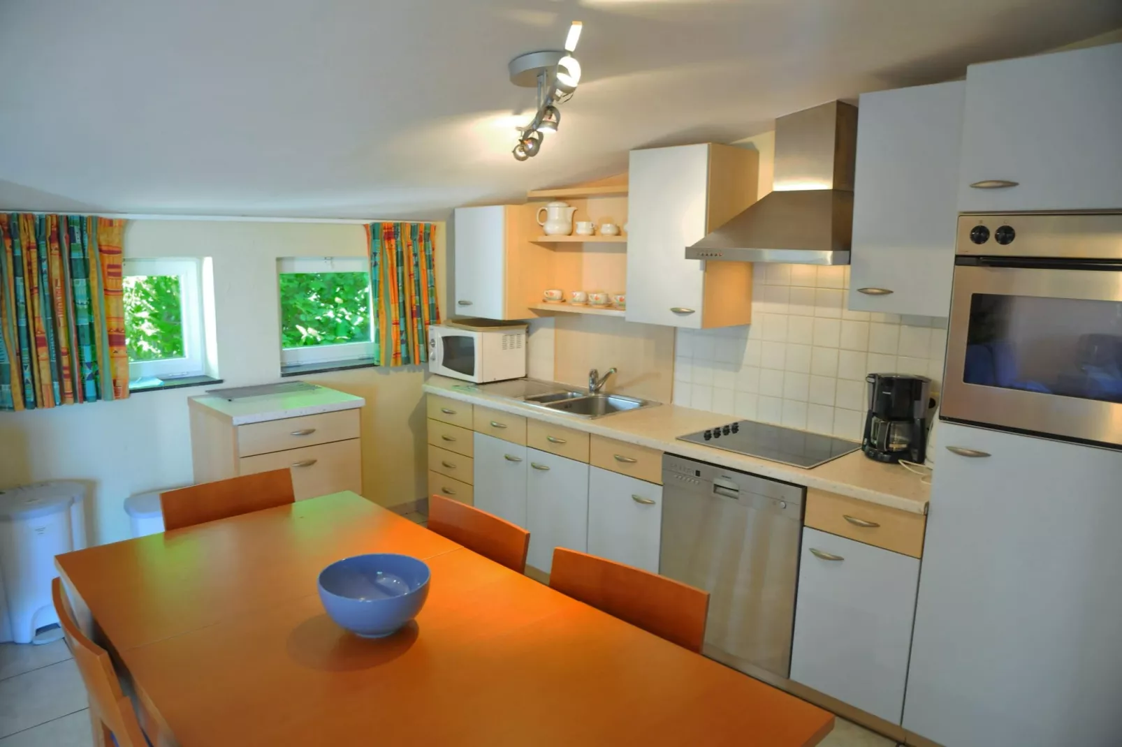 Le Cerf Volant-Dining room