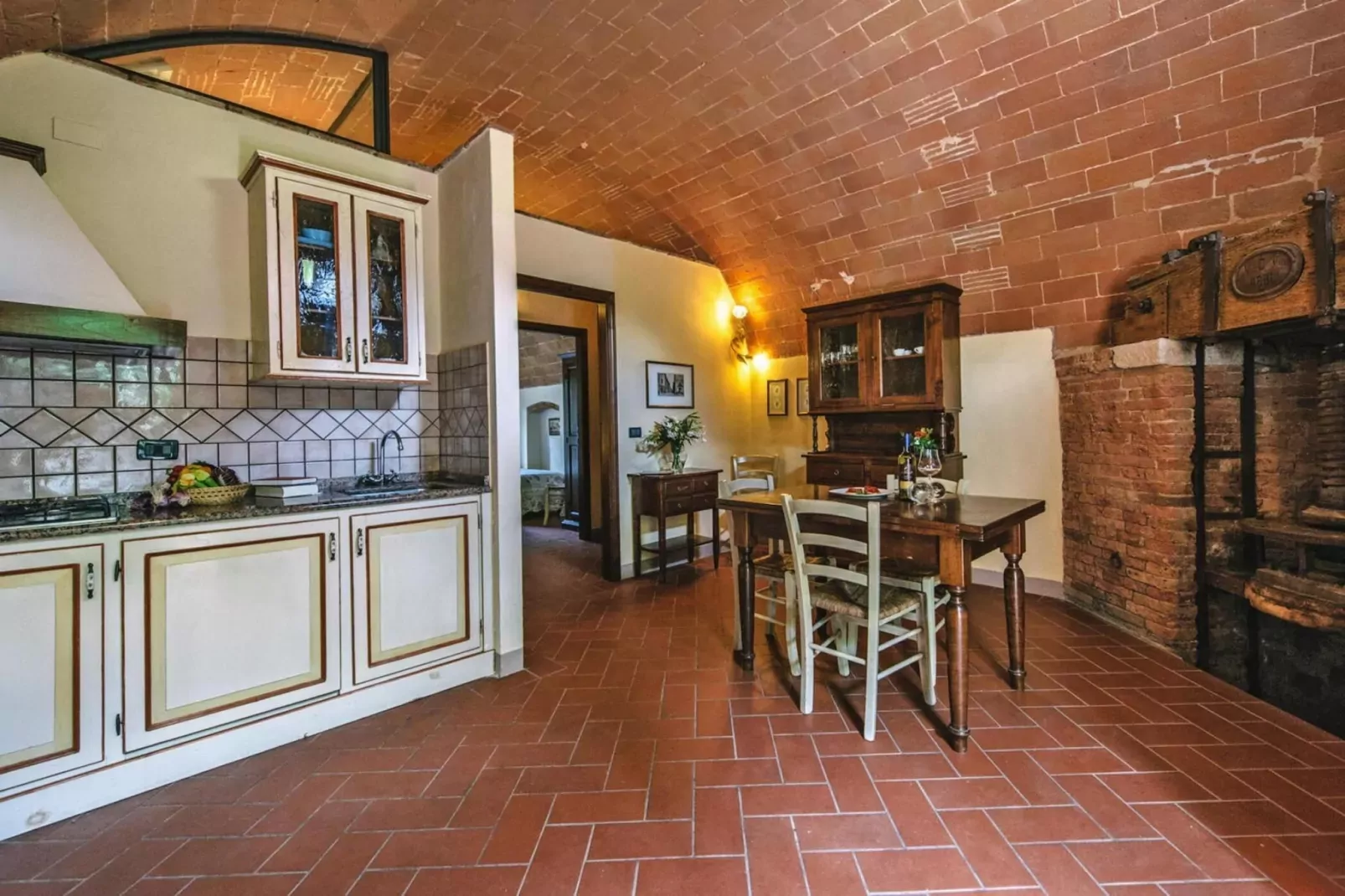 Agri-tourism Tenuta Quarrata, Santo Pietro Belvedere-trilo-Cuisine
