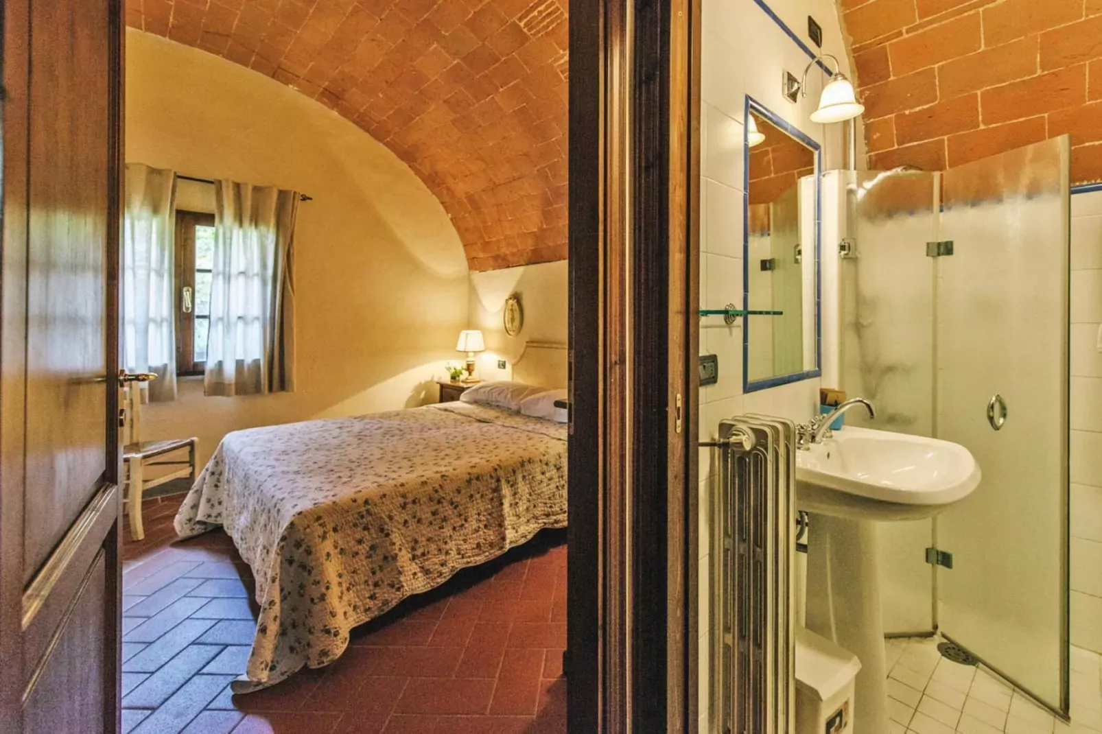 Agri-tourism Tenuta Quarrata, Santo Pietro Belvedere-trilo-Intérieur