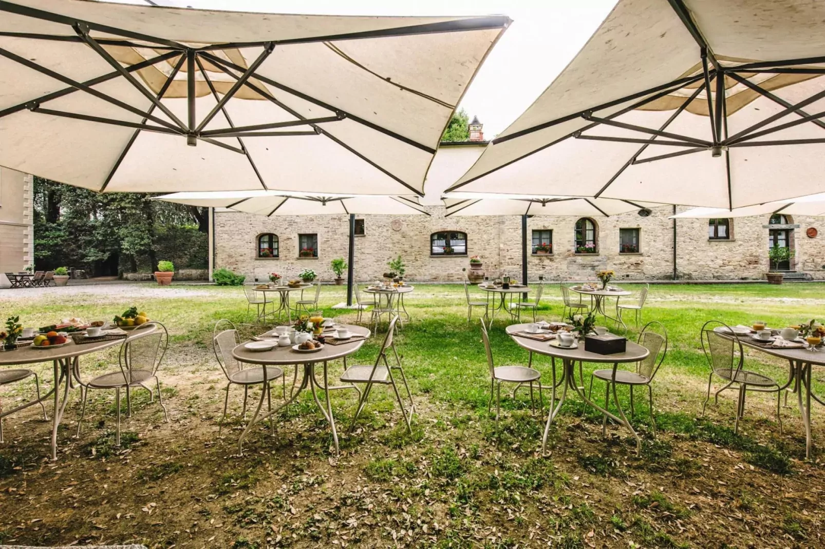 Agri-tourism Tenuta Quarrata, Santo Pietro Belvedere-trilo superior-Facilities
