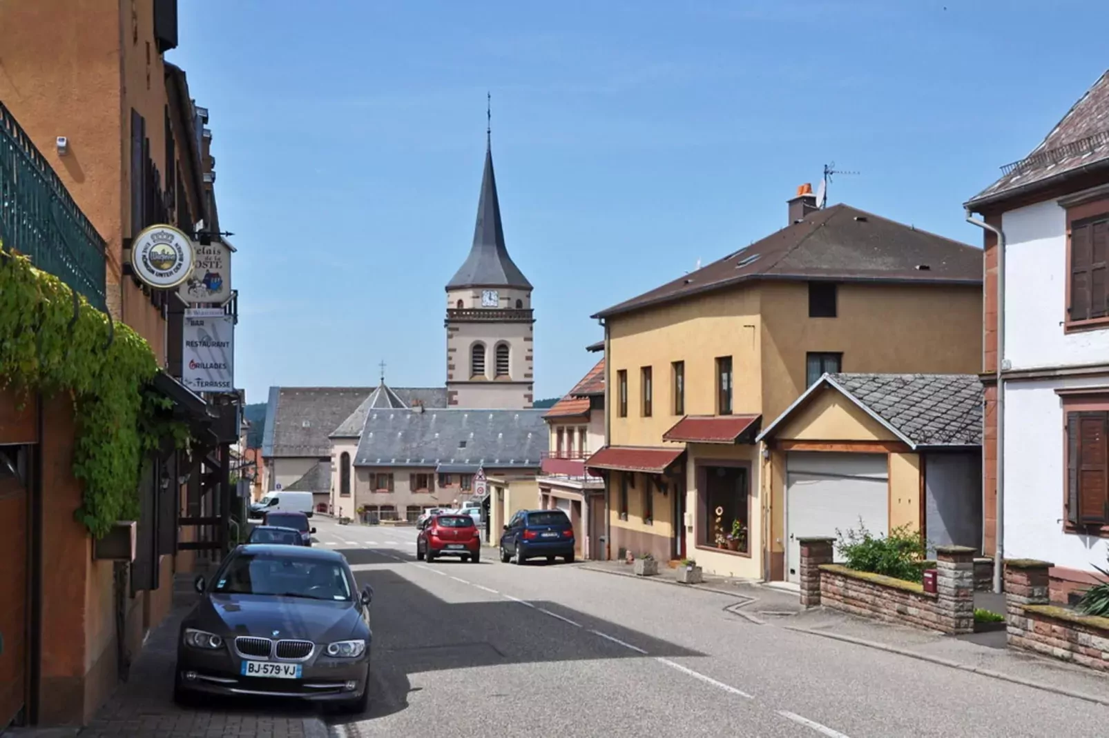 Semi-detached house Hinsbourg-Areas summer 1km