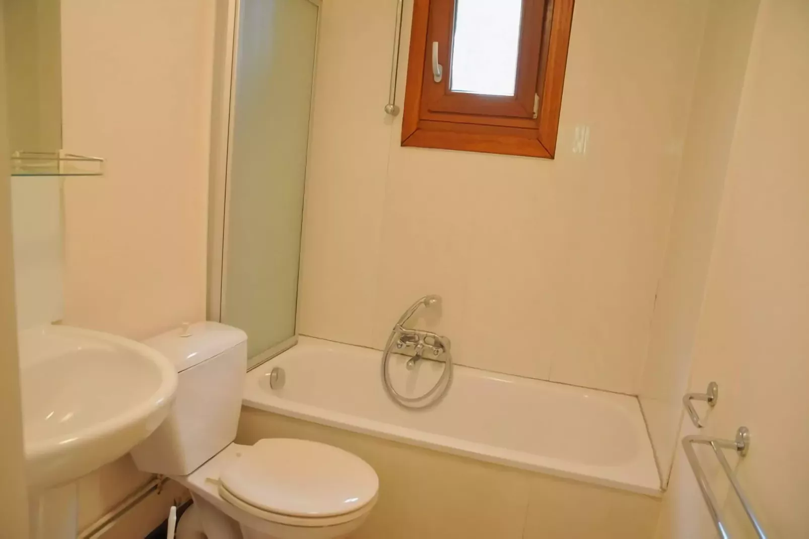 Village de Vacances Oignies 1-Bathroom