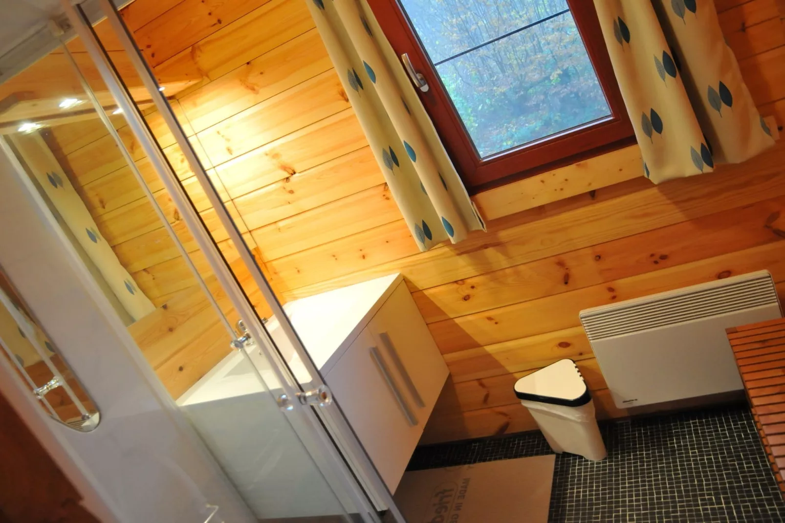 Abri Vert-Bathroom