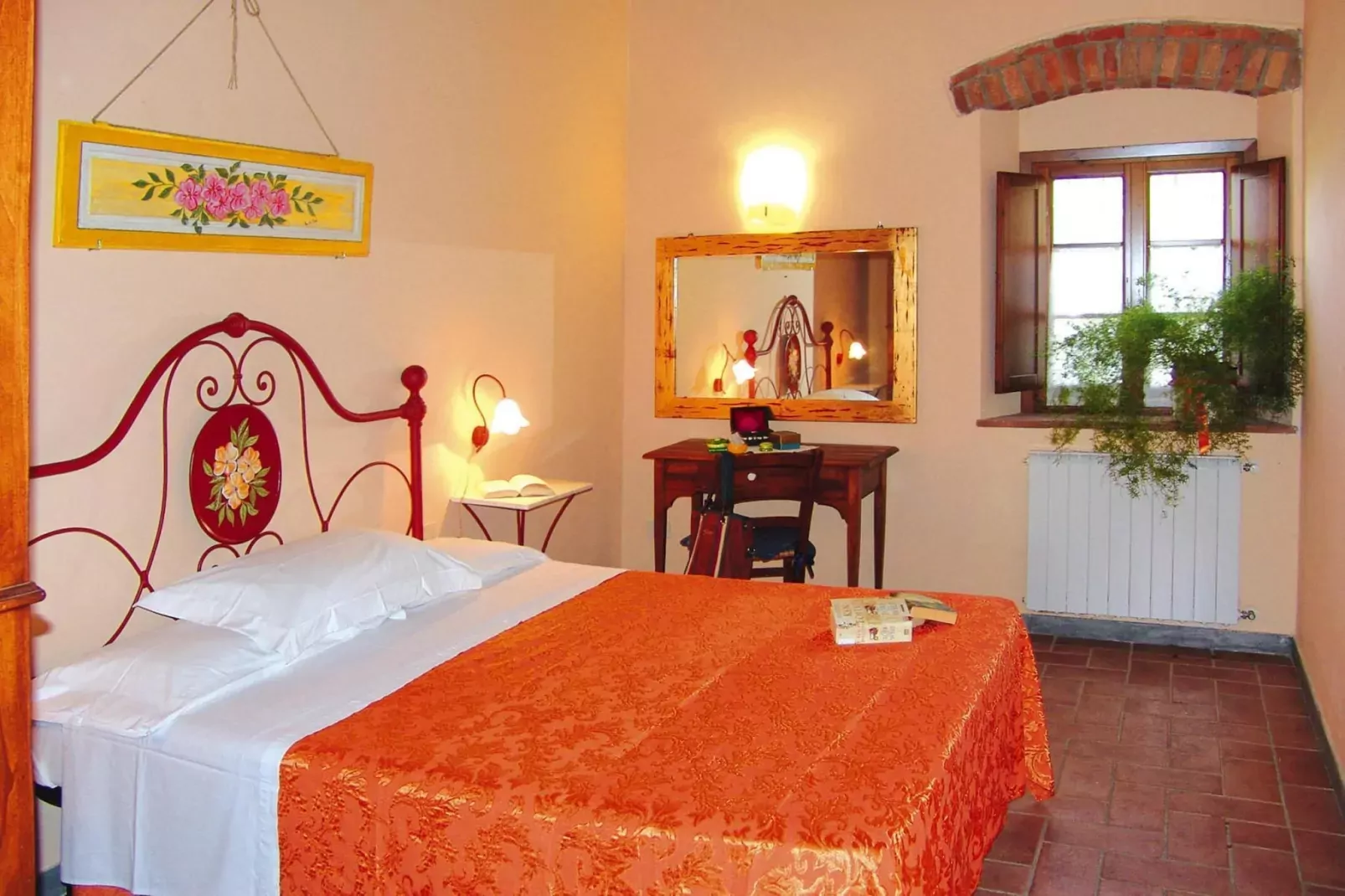 Agri-tourism Poggio al Sole Vinci Type Margherita-Margherita-Chambre