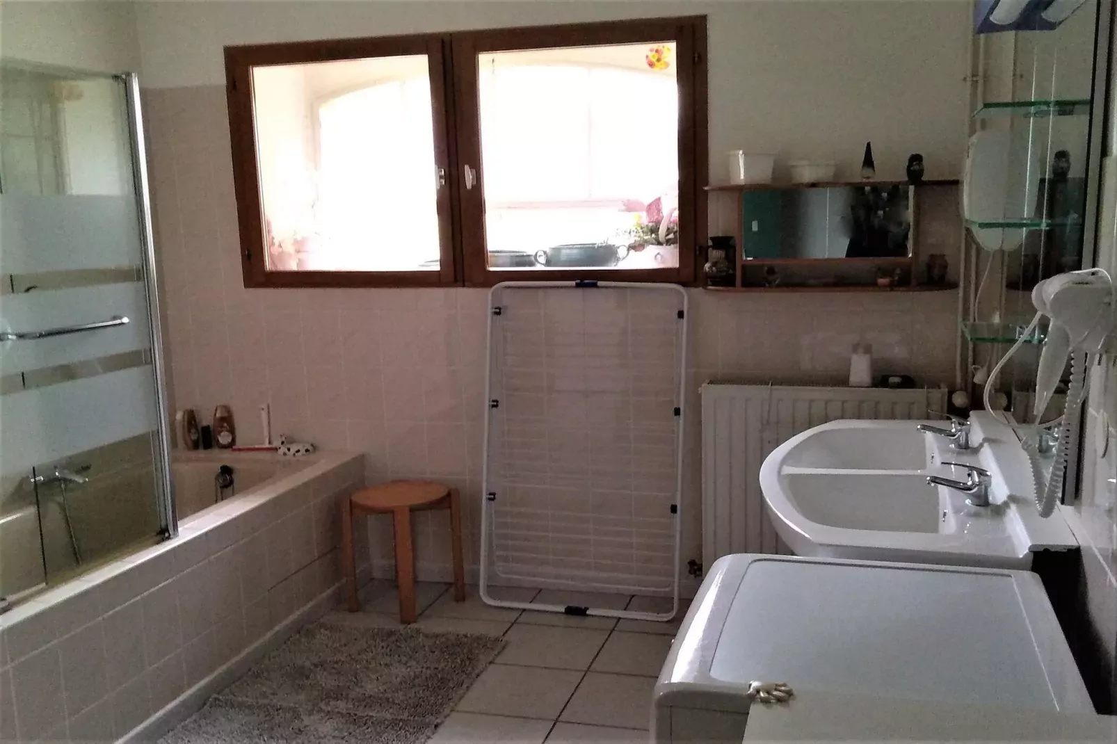 Terraced house Lahayville-Bathroom
