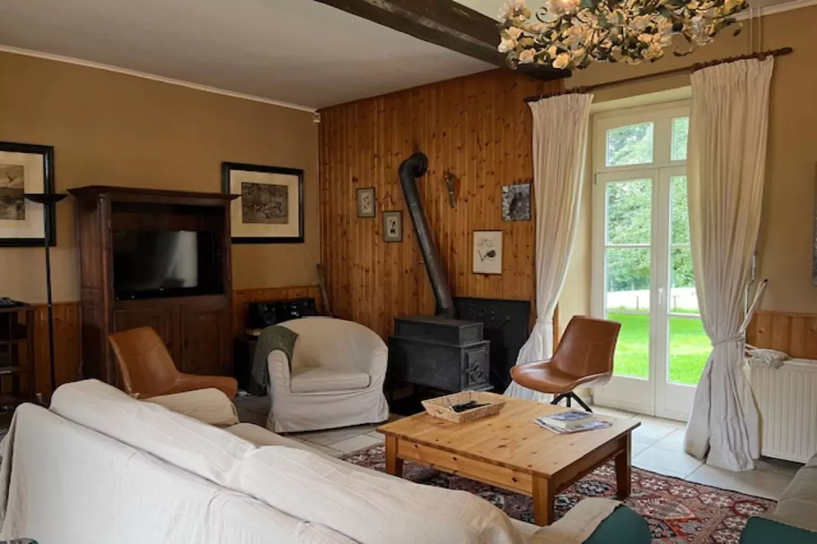 La Hetraie-Living room