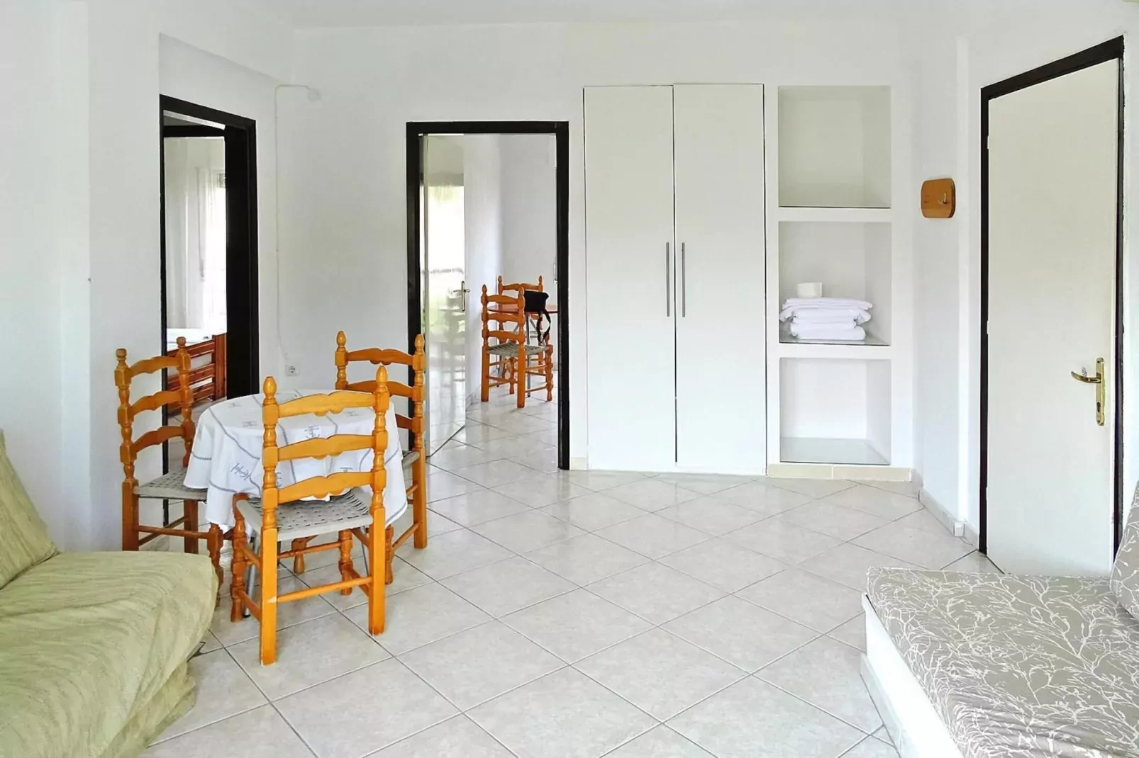 Apartments Ioli, Fourka-2 bedroom-Esszimmer