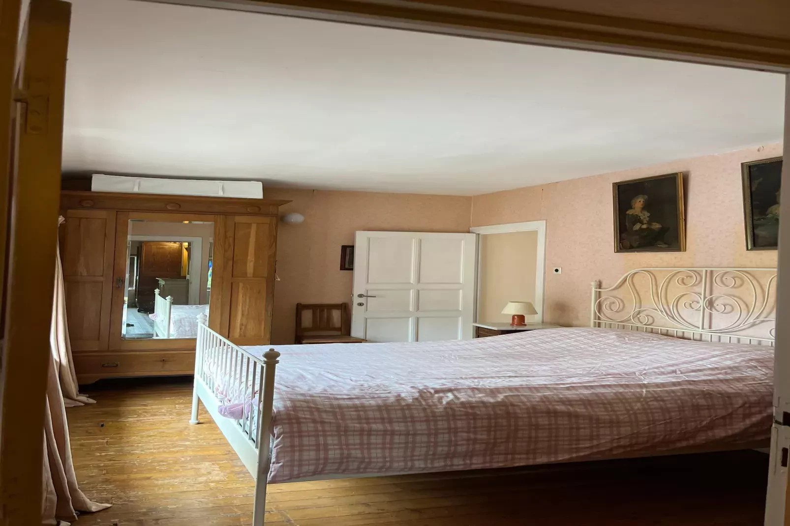 La Hetraie-Bedroom
