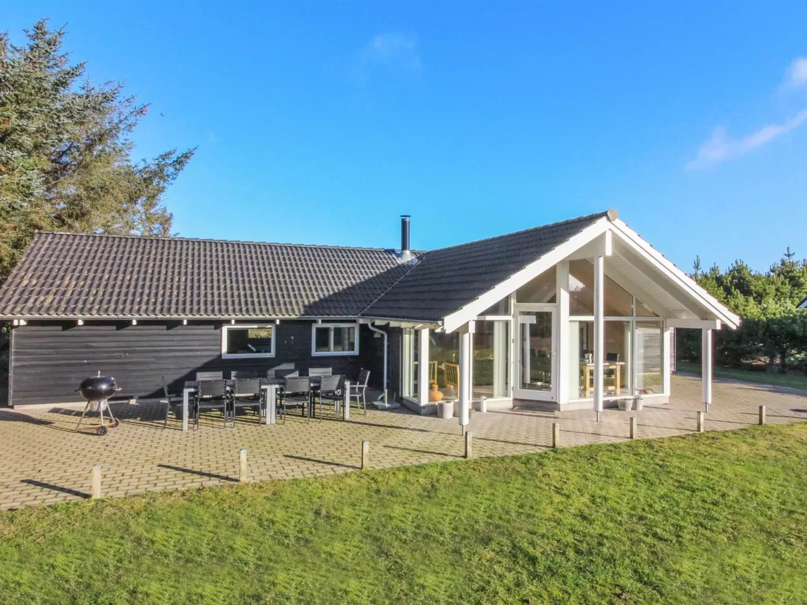 "Synnöve" - 550m from the sea-Outside