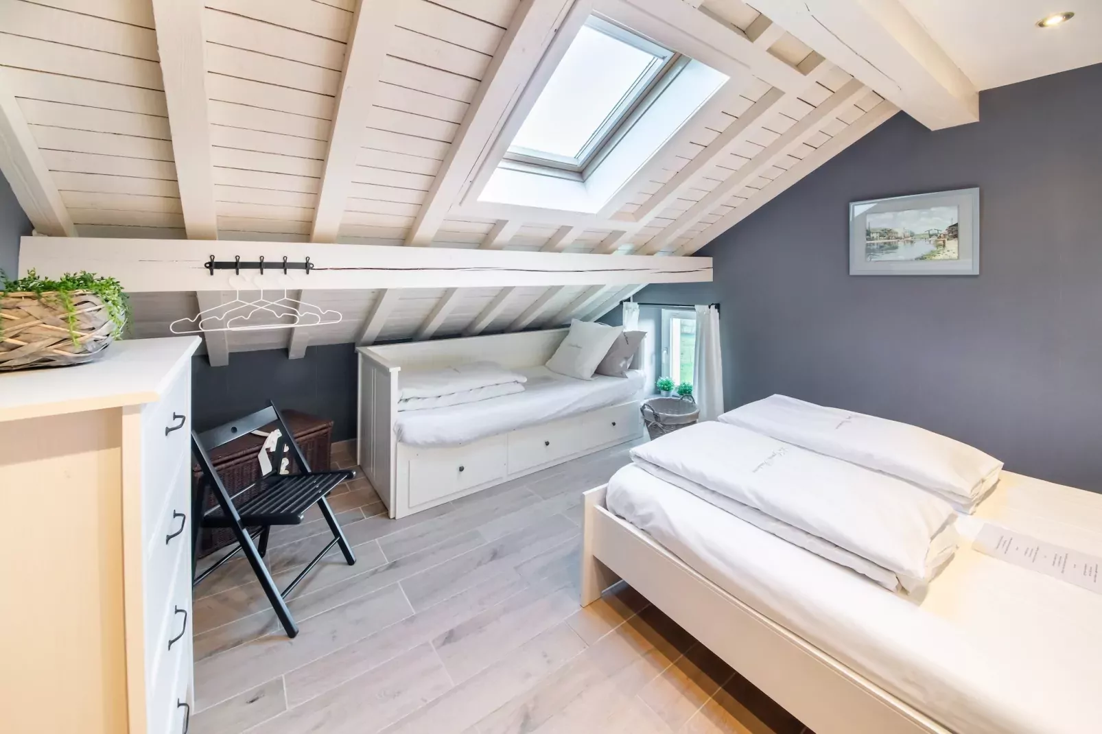 La Grande Randonnée-Bedroom